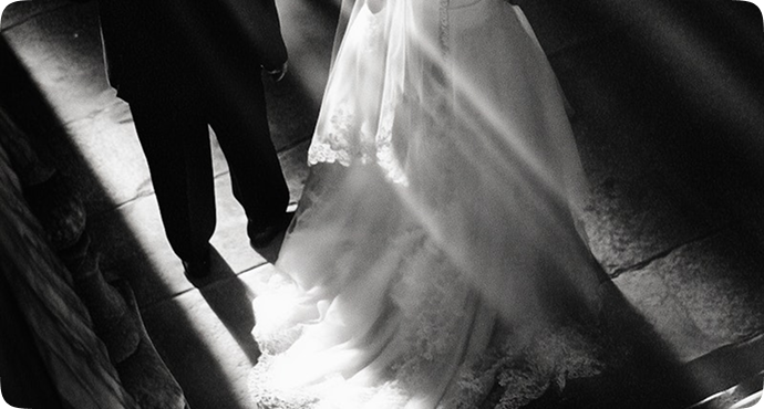 Wedding couple in black and white
